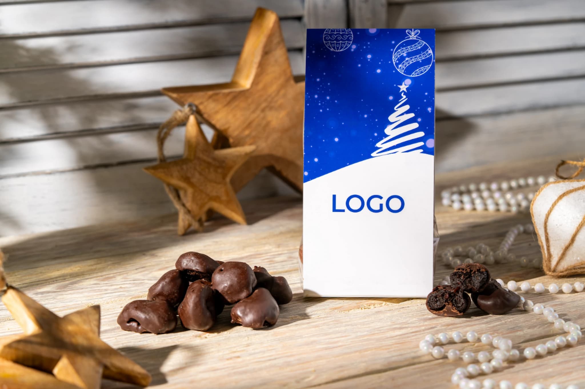 Branded pyramid