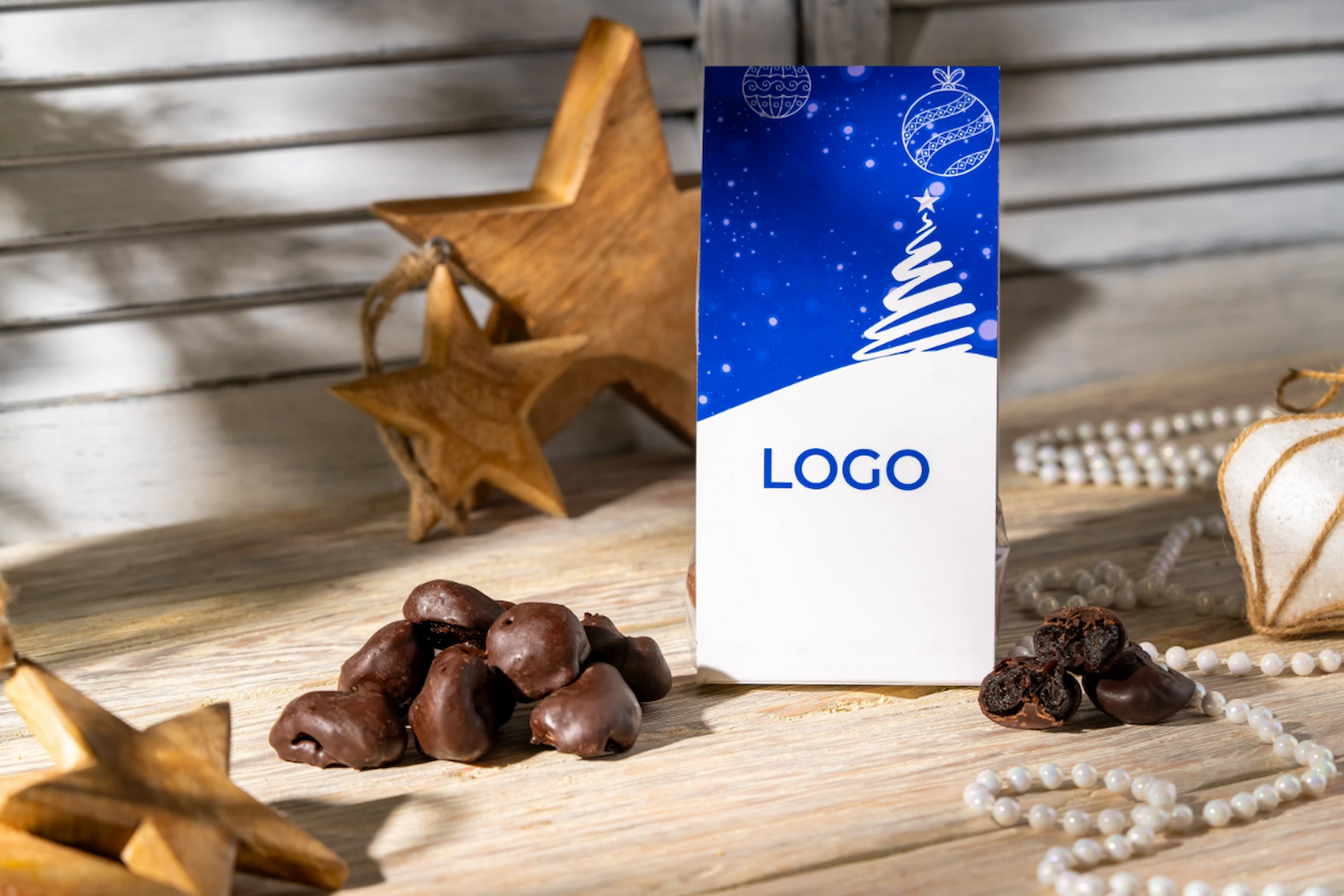 Branded pyramid