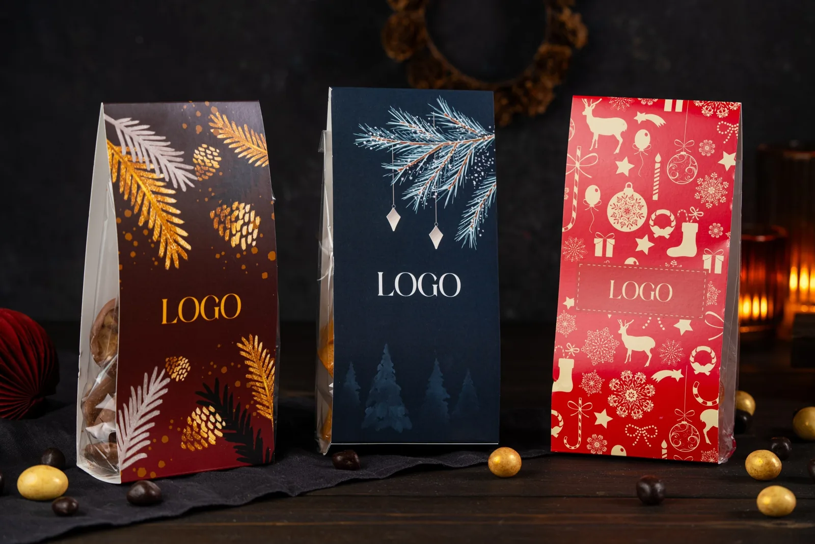 Logoga püramiid piparkookidega
